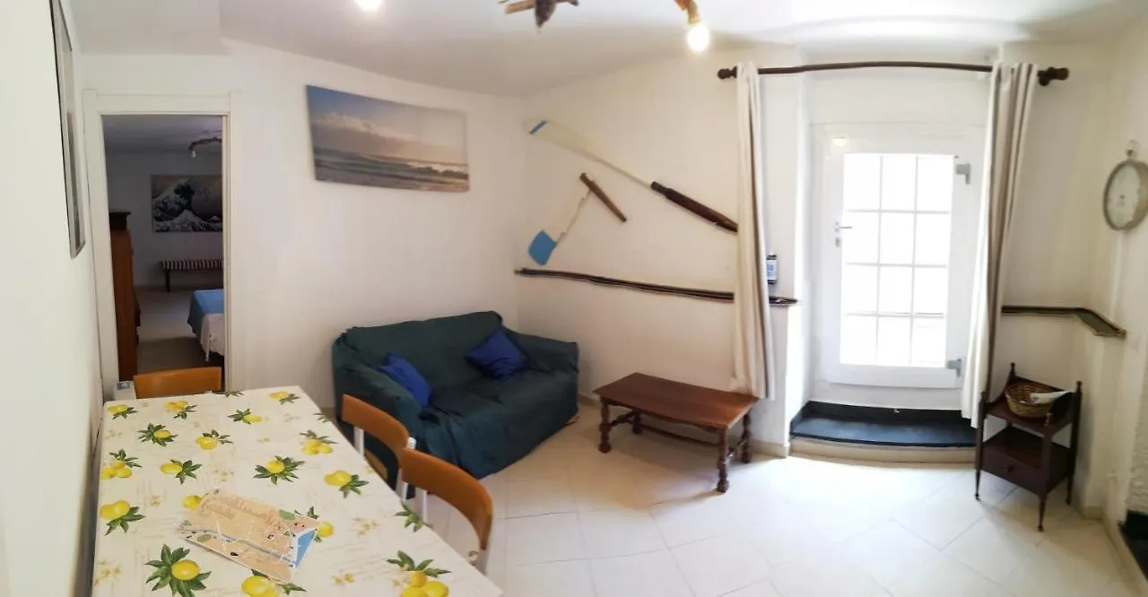 Appartamento Con Giardino, Terrazzo E Garage A Due Passi Dal Mare E Dalle Cinqueterre 레반토
